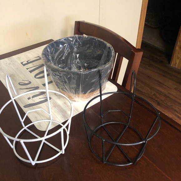 🥳 3/PC OUTDOOR FLOWER BASKETS - Picture 4 of 6